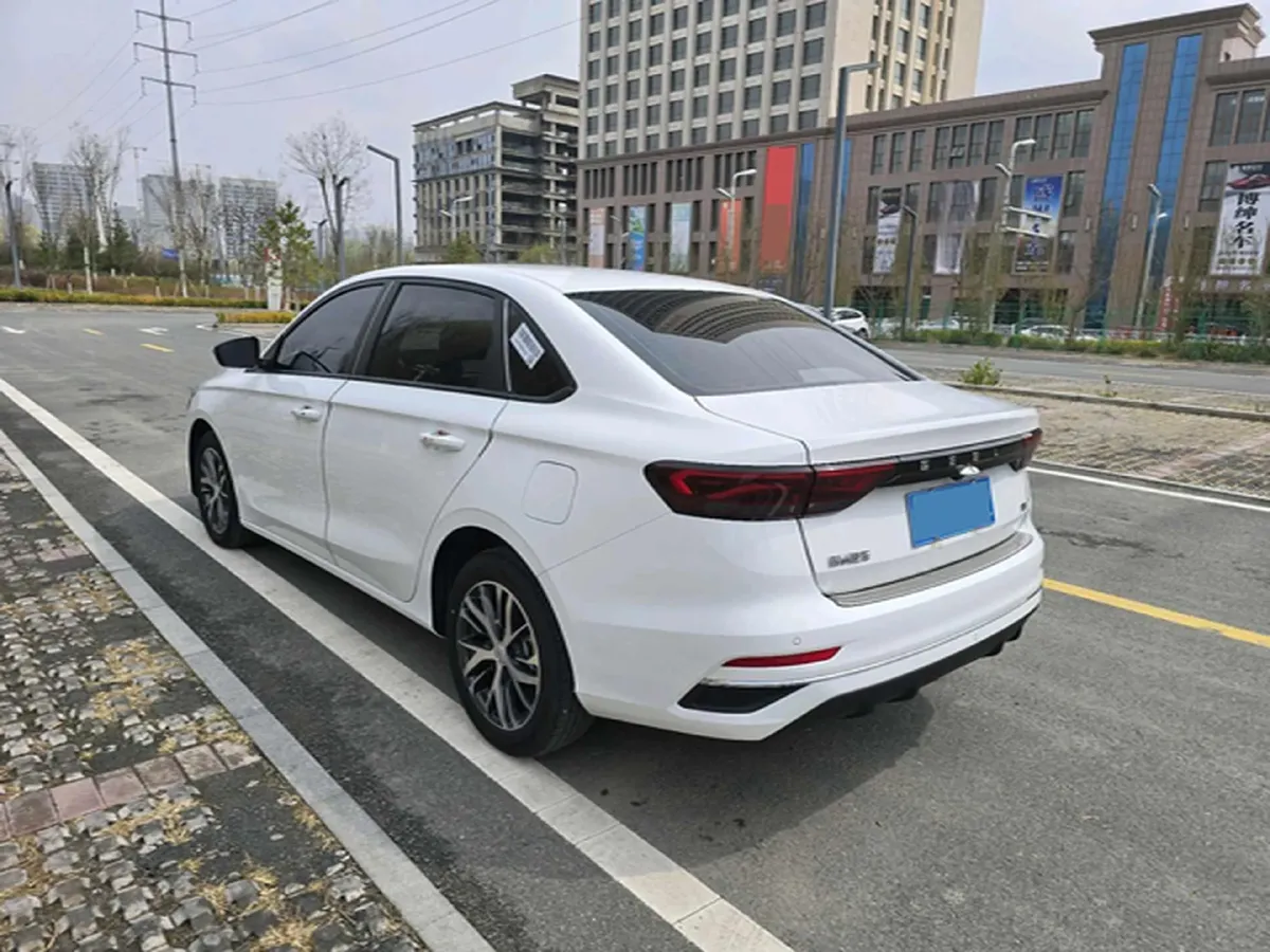 2025 Geely Emgrand 1.5L 127HP L4 CVT,autocango,china used car exporter,china ev exporter,chinese used car exporter,chinese used ev exporter