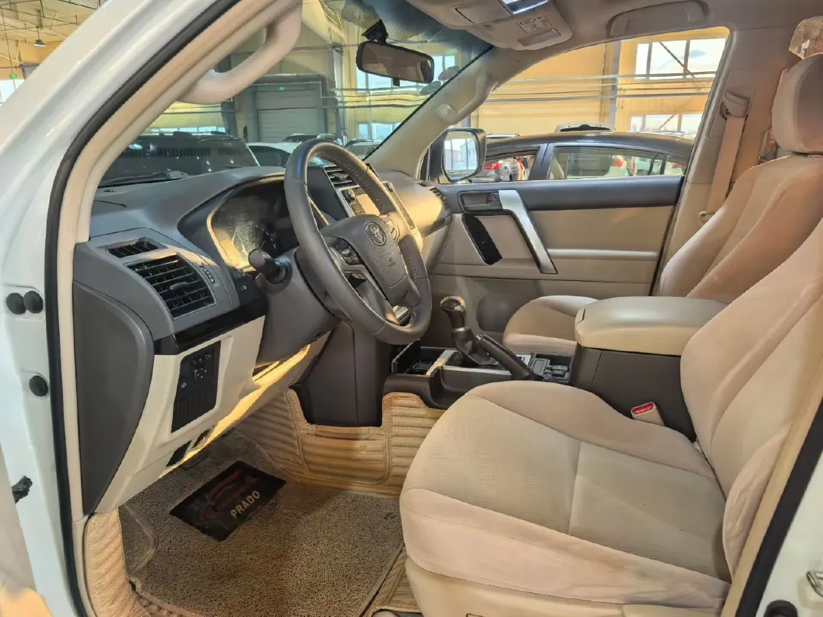 2016 Toyota Land Cruiser Prado 2.7L 163HP L4 6AT,autocango,china used car exporter,china ev exporter,chinese used car exporter,chinese used ev exporter