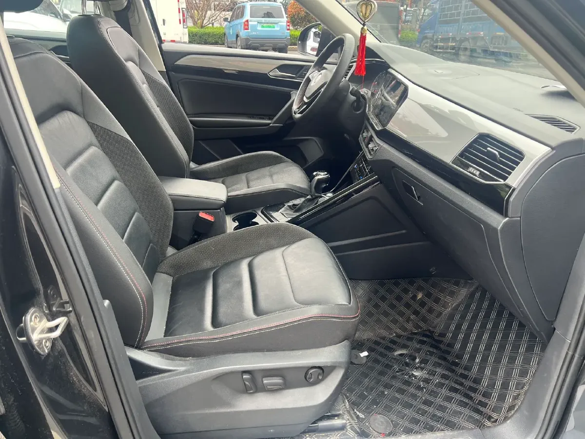 2021 Volkswagen Tayron 2.0T 186HP L4 7DCT,autocango,china used car exporter,china ev exporter,chinese used car exporter,chinese used ev exporter