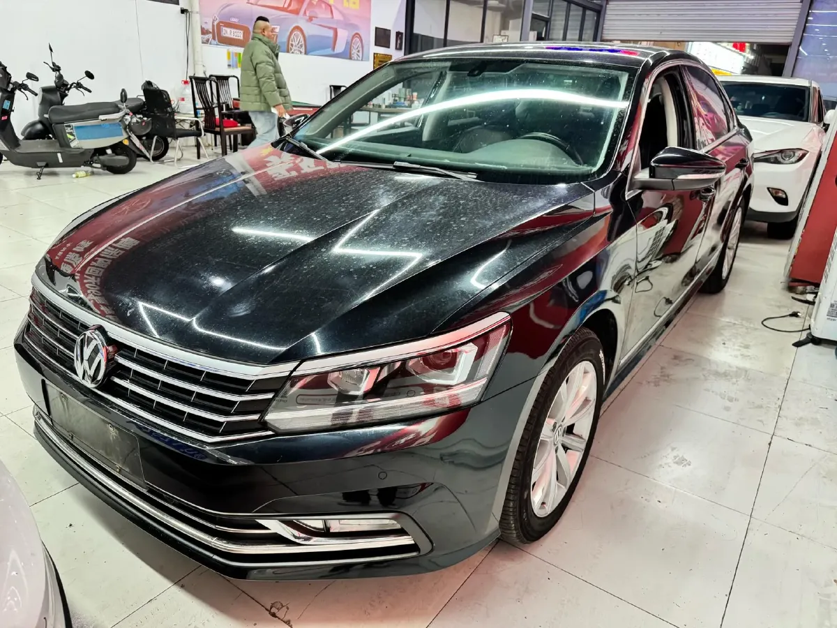 2017 Volkswagen Passat 1.8T 180HP L4 7DCT,autocango,china used car exporter,china ev exporter,chinese used car exporter,chinese used ev exporter