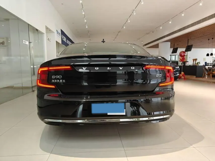 2025 Volvo S90 2.0T 250HP L4 8AT,autocango,china used car exporter,china ev exporter,chinese used car exporter,chinese used ev exporter