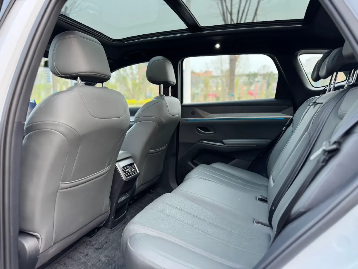 2025 BYD Song Pro 1.5L 101HP L4 E-CVT PHEV 18.3KWH,autocango,china used car exporter,china ev exporter,chinese used car exporter,chinese used ev exporter