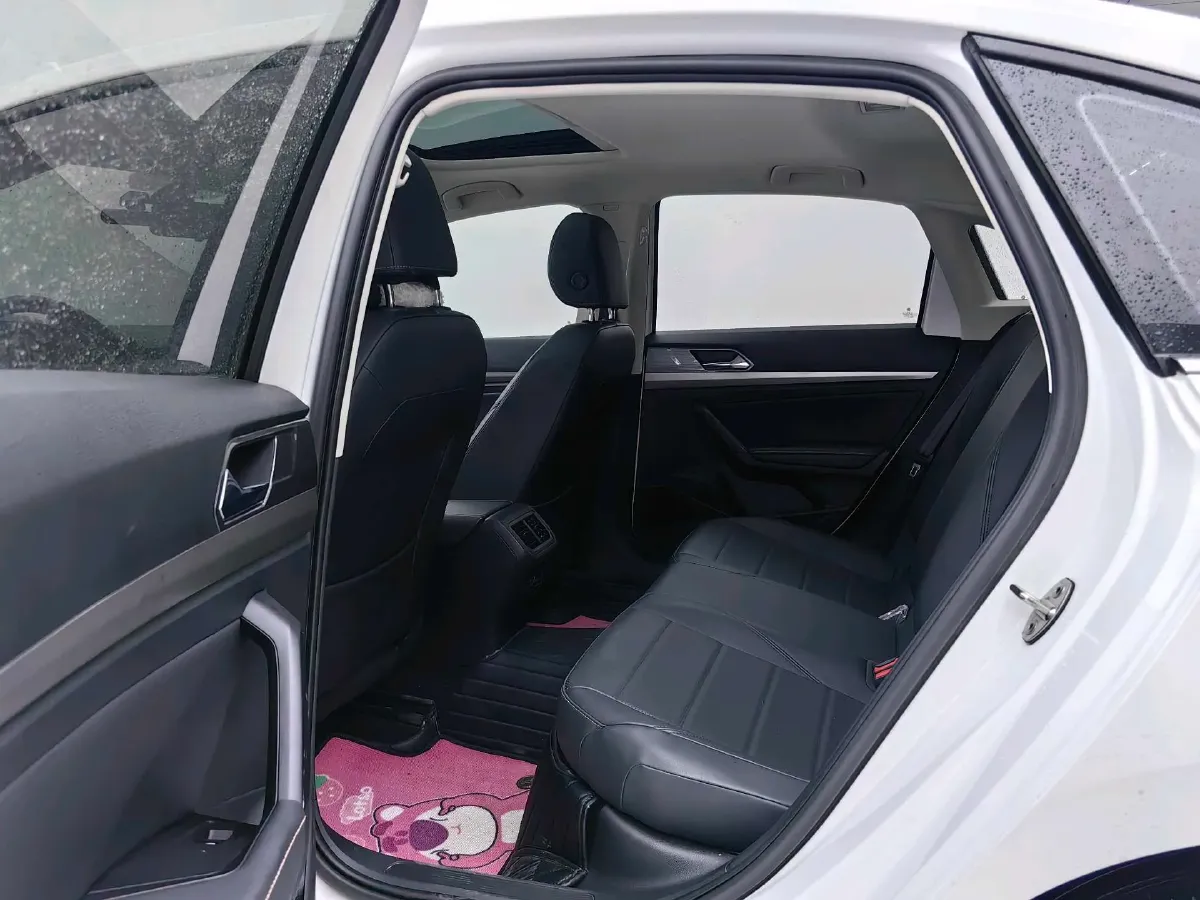 2021 Volkswagen Lavida 1.5L 113HP L4 6AT,autocango,china used car exporter,china ev exporter,chinese used car exporter,chinese used ev exporter