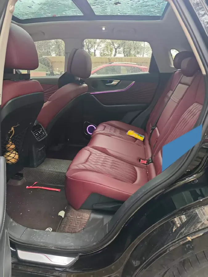 2023 HongQi HS5 2.0T 252HP L4 8AT,autocango,china used car exporter,china ev exporter,chinese used car exporter,chinese used ev exporter