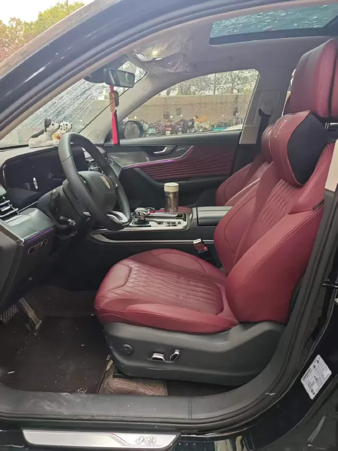 2023 HongQi HS5 2.0T 252HP L4 8AT,autocango,china used car exporter,china ev exporter,chinese used car exporter,chinese used ev exporter