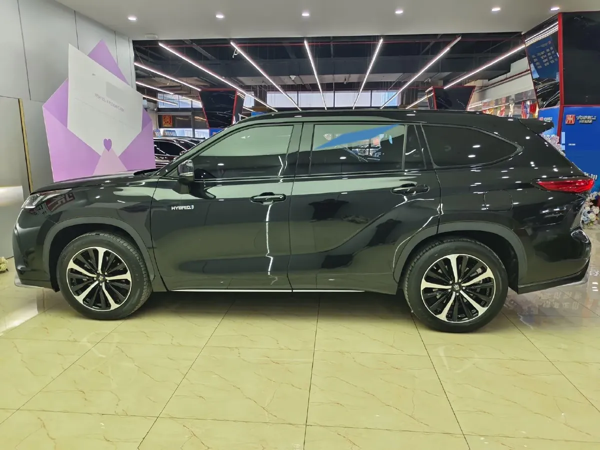 2022 Toyota Crown Kluger 2.5L 192HP L4 E-CVT Hybrid,autocango,china used car exporter,china ev exporter,chinese used car exporter,chinese used ev exporter