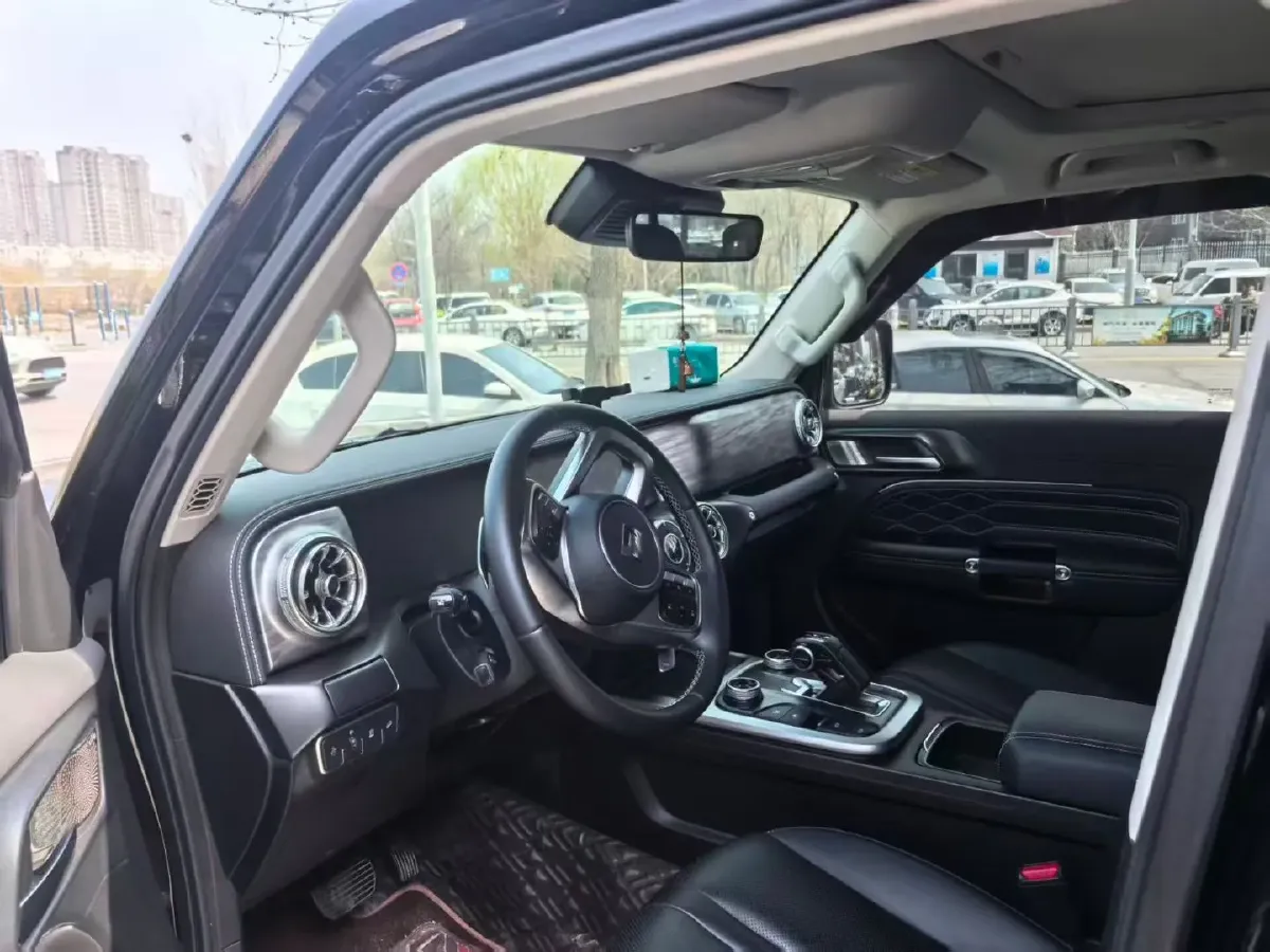 2024 Tank 300 2.0T 252HP L4 9AT,autocango,china used car exporter,china ev exporter,chinese used car exporter,chinese used ev exporter