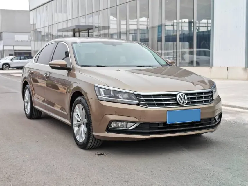 2017 Volkswagen Passat 1.8T 180HP L4 7DCT,autocango,china used car exporter,china ev exporter,chinese used car exporter,chinese used ev exporter