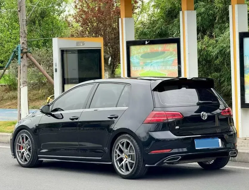 2019 BYD Song MAX 1.5T 160HP L4 6DCT PHEV 15.98KWH,autocango,china used car exporter,china ev exporter,chinese used car exporter,chinese used ev exporter