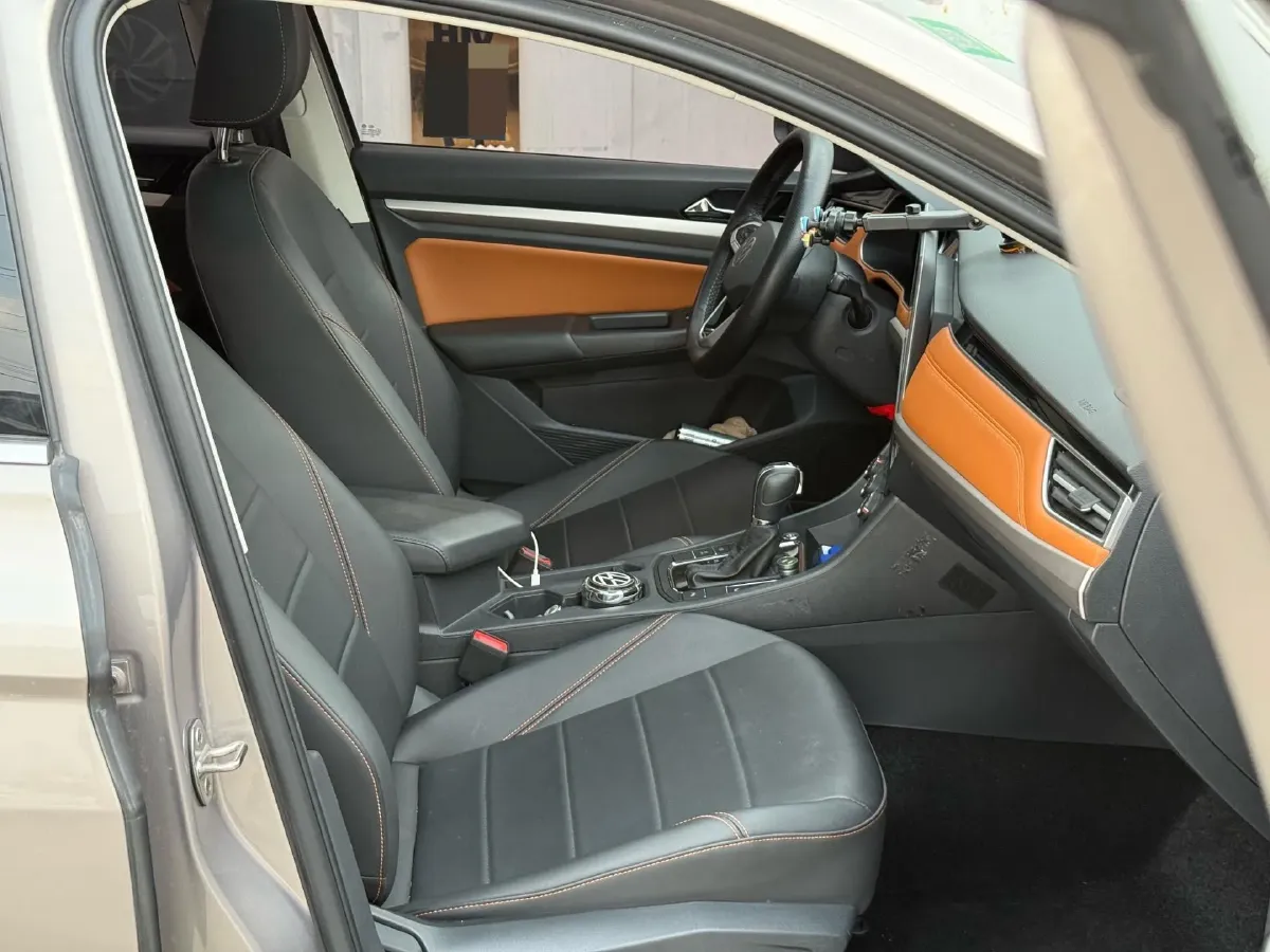 2023 Volkswagen Bora 1.2T 116HP L4 7DCT,autocango,china used car exporter,china ev exporter,chinese used car exporter,chinese used ev exporter