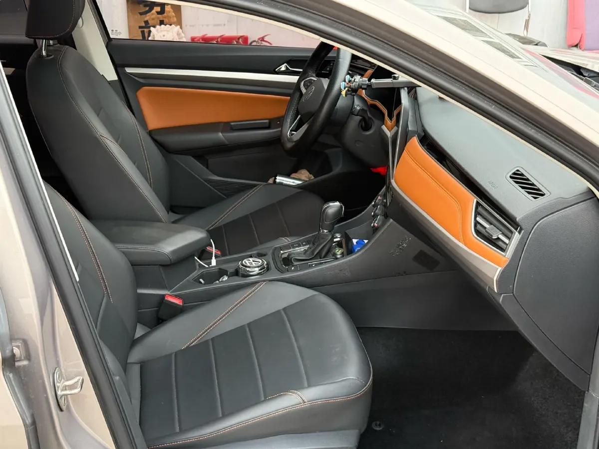 2023 Volkswagen Bora 1.2T 116HP L4 7DCT,autocango,china used car exporter,china ev exporter,chinese used car exporter,chinese used ev exporter