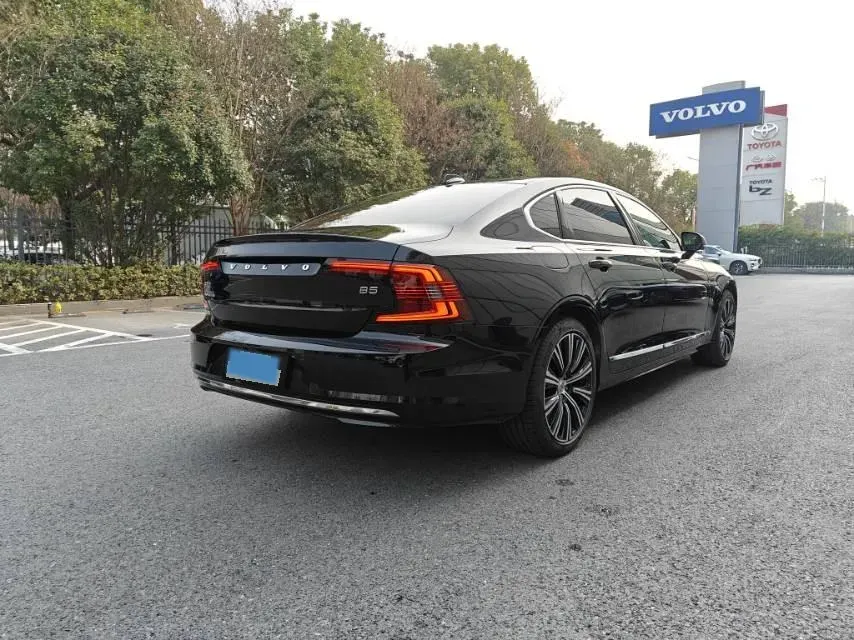 2025 Volvo S90 2.0T 250HP L4 8AT,autocango,china used car exporter,china ev exporter,chinese used car exporter,chinese used ev exporter