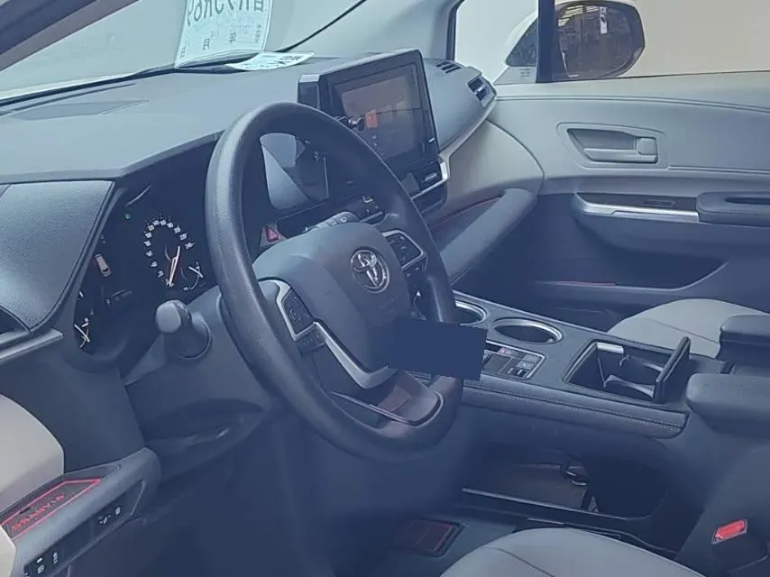 2023 Toyota Granvia 2.5L 189HP L4 E-CVT Hybrid,autocango,china used car exporter,china ev exporter,chinese used car exporter,chinese used ev exporter