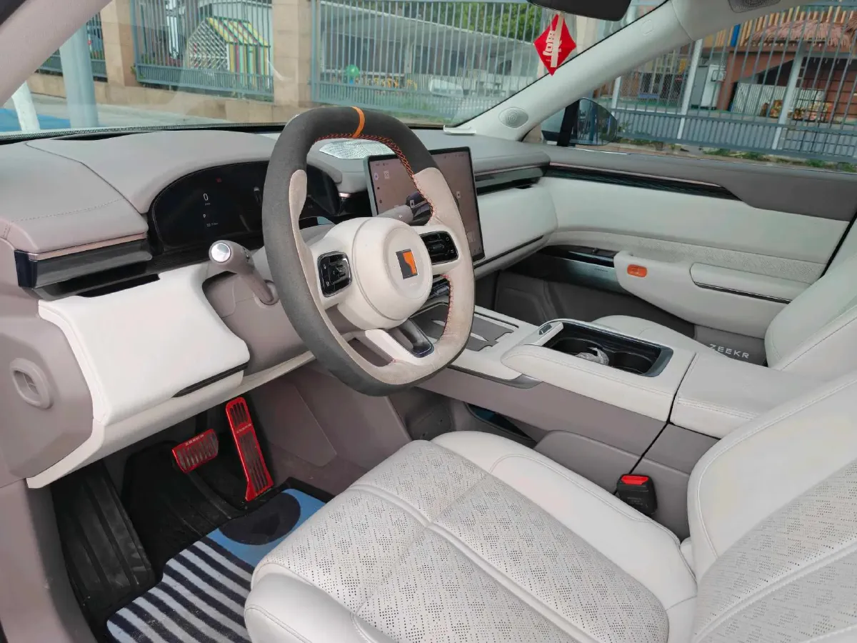 2025 Zeekr 7X BEV 75KWH,autocango,china used car exporter,china ev exporter,chinese used car exporter,chinese used ev exporter