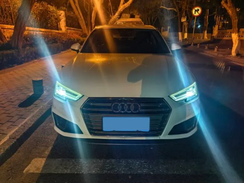 2019 Audi A4L 2.0T 190HP L4 7DCT,autocango,china used car exporter,china ev exporter,chinese used car exporter,chinese used ev exporter