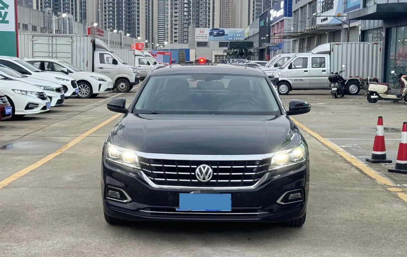 2019 Volkswagen Passat 1.4T 150HP L4 7DCT,autocango,china used car exporter,china ev exporter,chinese used car exporter,chinese used ev exporter