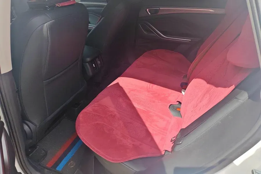 2023 Bestune T55 1.5T 169HP L4 7DCT,autocango,china used car exporter,china ev exporter,chinese used car exporter,chinese used ev exporter