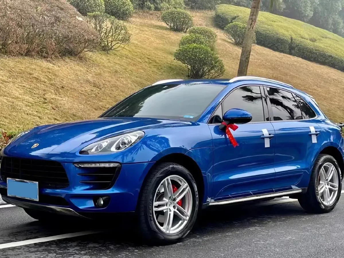 2018 Porsche Macan 2.0T 252HP L4 7DCT,autocango,china used car exporter,china ev exporter,chinese used car exporter,chinese used ev exporter