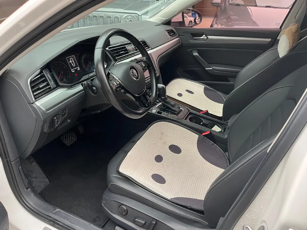 2019 Volkswagen Passat 1.4T 150HP L4 7DCT,autocango,china used car exporter,china ev exporter,chinese used car exporter,chinese used ev exporter