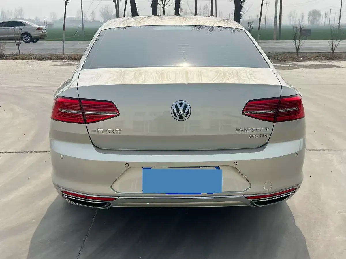 2018 Volkswagen Magotan 1.8T 180HP L4 7DCT,autocango,china used car exporter,china ev exporter,chinese used car exporter,chinese used ev exporter