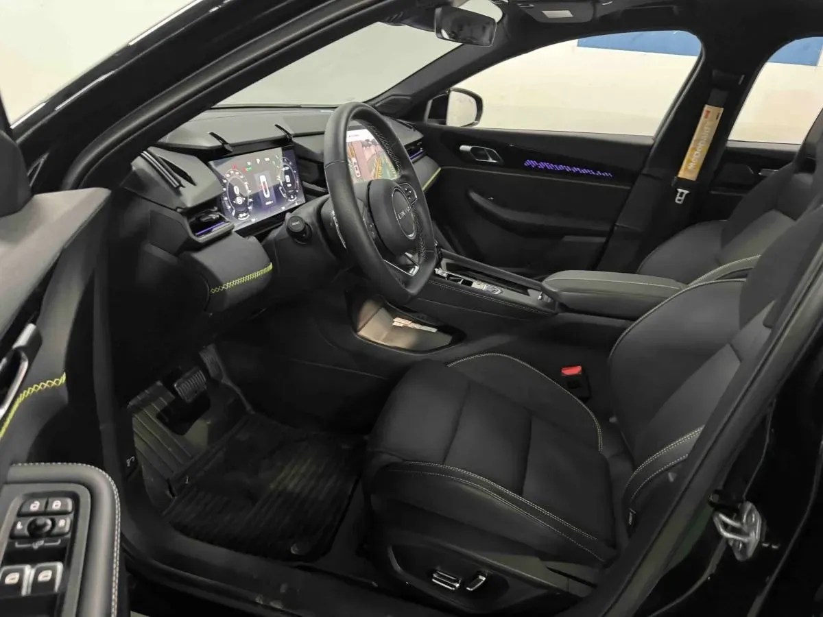 2023 MAXUS G50 1.5T 181HP L4 7DCT,autocango,china used car exporter,china ev exporter,chinese used car exporter,chinese used ev exporter