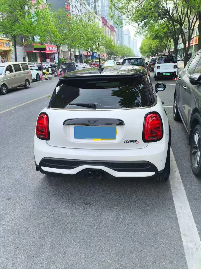 2023 MINI MINI 2.0T 178HP L4 7DCT,autocango,china used car exporter,china ev exporter,chinese used car exporter,chinese used ev exporter