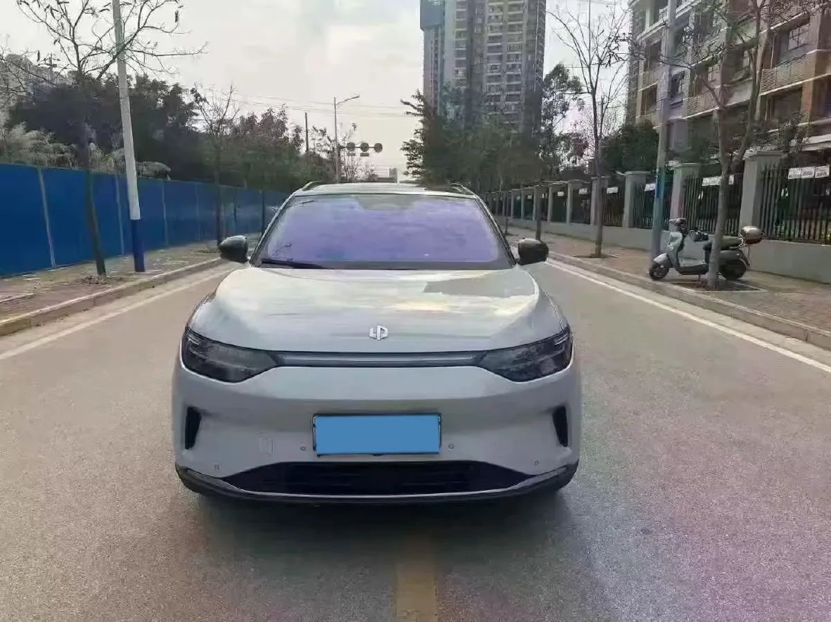 2024 Leapmotor C11 1.5L 95HP L4 REEV 43.74KWH,autocango,china used car exporter,china ev exporter,chinese used car exporter,chinese used ev exporter