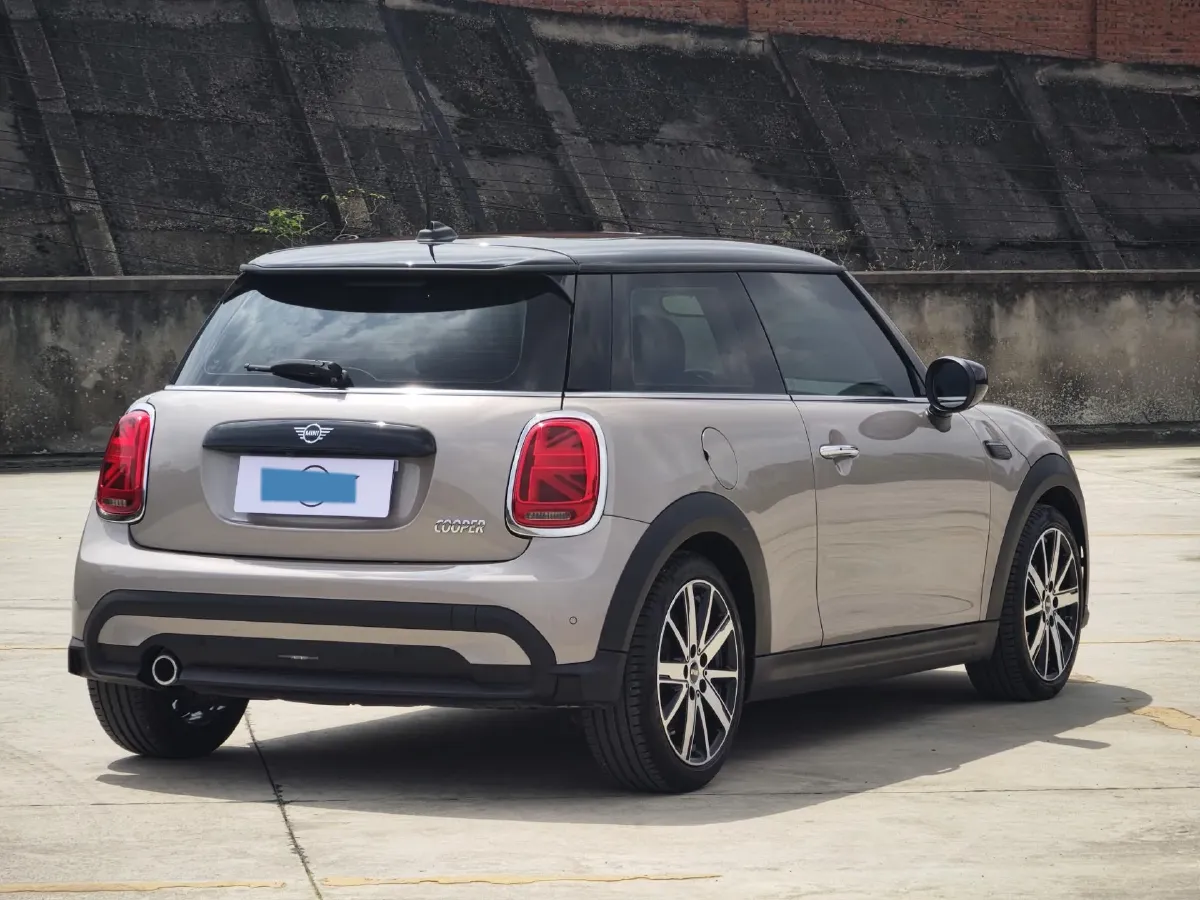 2023 MINI MINI 1.5T 136HP L3 7DCT,autocango,china used car exporter,china ev exporter,chinese used car exporter,chinese used ev exporter