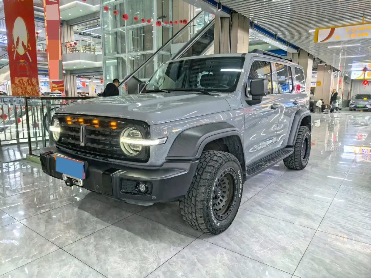 2021 Tank 300 2.0T 227HP L4 8AT,autocango,china used car exporter,china ev exporter,chinese used car exporter,chinese used ev exporter