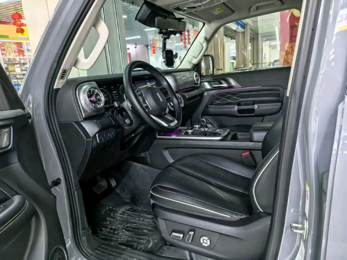 2021 Tank 300 2.0T 227HP L4 8AT,autocango,china used car exporter,china ev exporter,chinese used car exporter,chinese used ev exporter