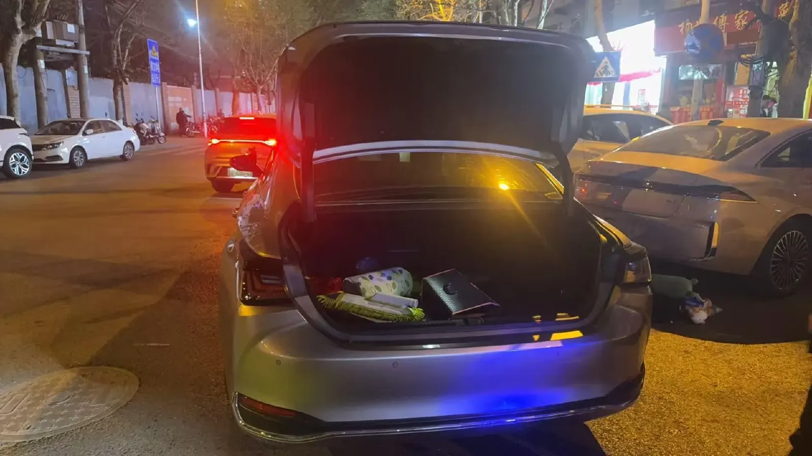 2025 Lexus ES 2.0L 173HP L4 CVT,autocango,china used car exporter,china ev exporter,chinese used car exporter,chinese used ev exporter