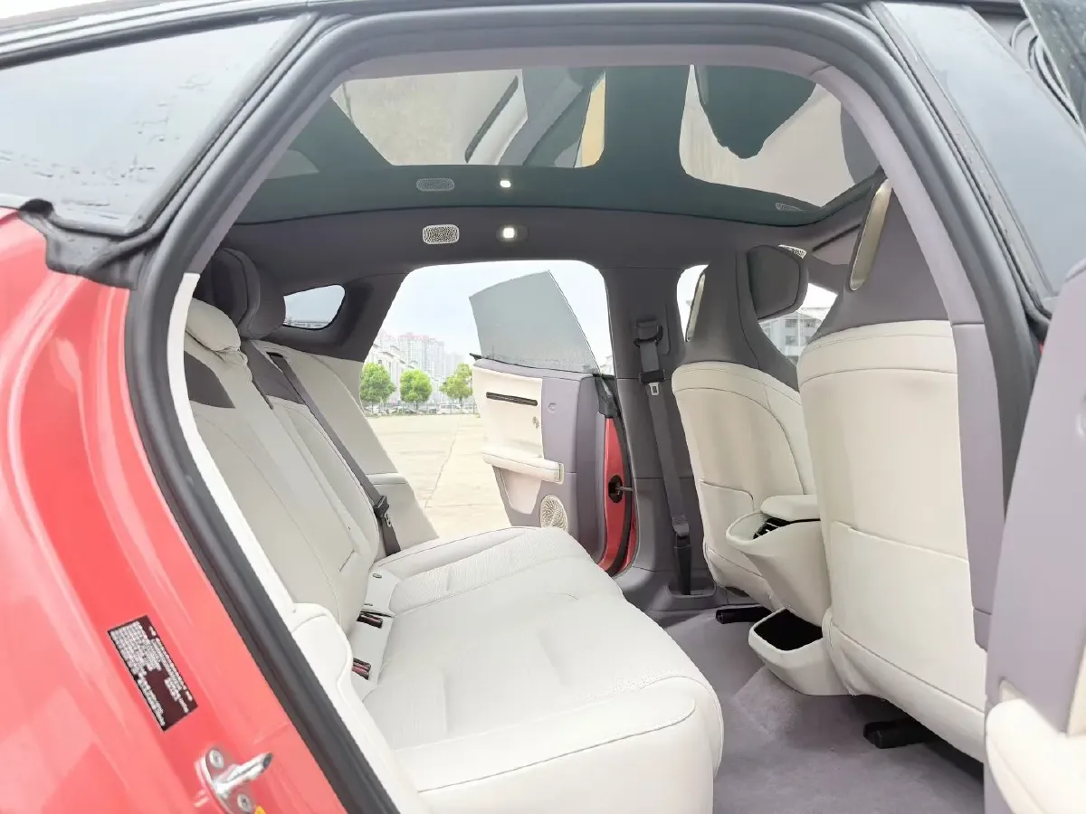 2025 Avatr 06 REEV 156HP REEV,autocango,china used car exporter,china ev exporter,chinese used car exporter,chinese used ev exporter