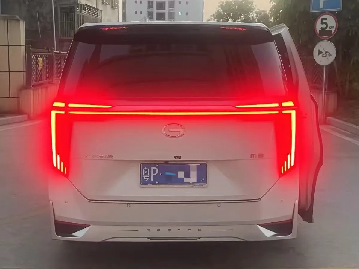 2023 GAC Trumpchi M8 2.0T 252HP L4 8AT,autocango,china used car exporter,china ev exporter,chinese used car exporter,chinese used ev exporter