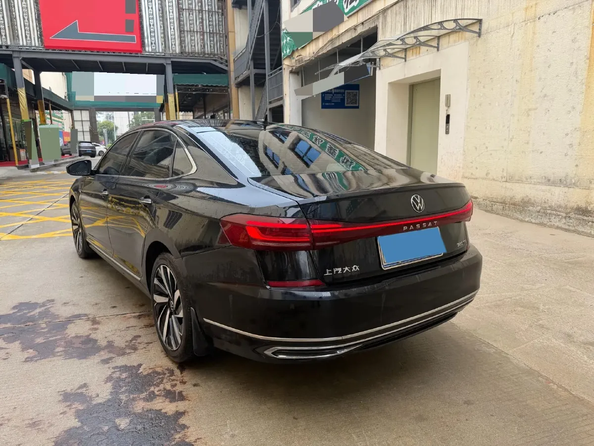 2024 Volkswagen Passat 2.0T 220HP L4 7DCT,autocango,china used car exporter,china ev exporter,chinese used car exporter,chinese used ev exporter
