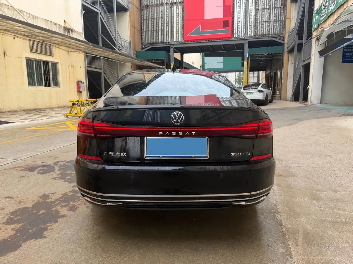 2024 Volkswagen Passat 2.0T 220HP L4 7DCT,autocango,china used car exporter,china ev exporter,chinese used car exporter,chinese used ev exporter