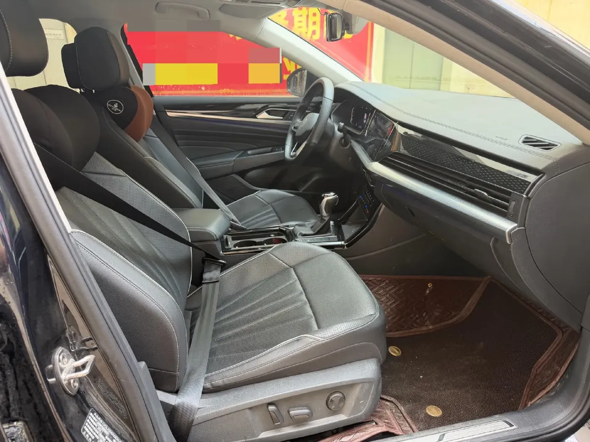 2024 Volkswagen Passat 2.0T 220HP L4 7DCT,autocango,china used car exporter,china ev exporter,chinese used car exporter,chinese used ev exporter