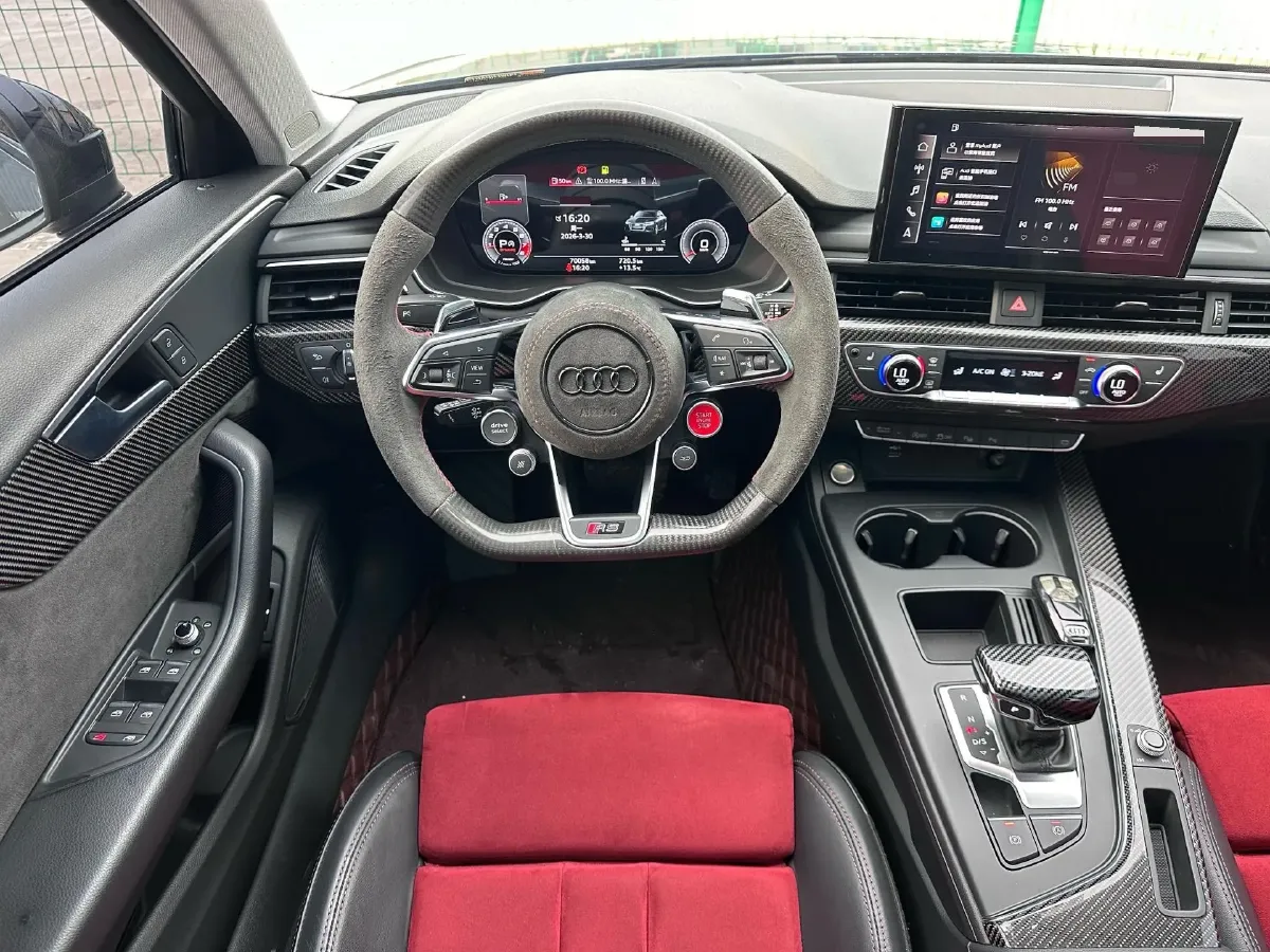 2020 Audi A4L 2.0T 252HP L4 7DCT,autocango,china used car exporter,china ev exporter,chinese used car exporter,chinese used ev exporter