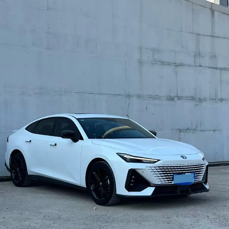 2023 ChangAn UNI-V 1.5T 188HP L4 7DCT,autocango,china used car exporter,china ev exporter,chinese used car exporter,chinese used ev exporter