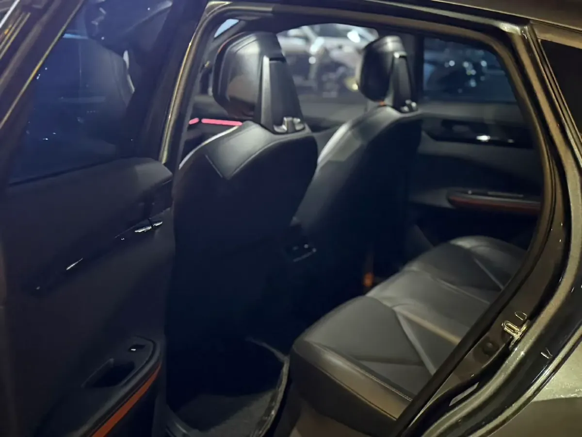 2022 ChangAn UNI-V 1.5T 188HP L4 7DCT,autocango,china used car exporter,china ev exporter,chinese used car exporter,chinese used ev exporter