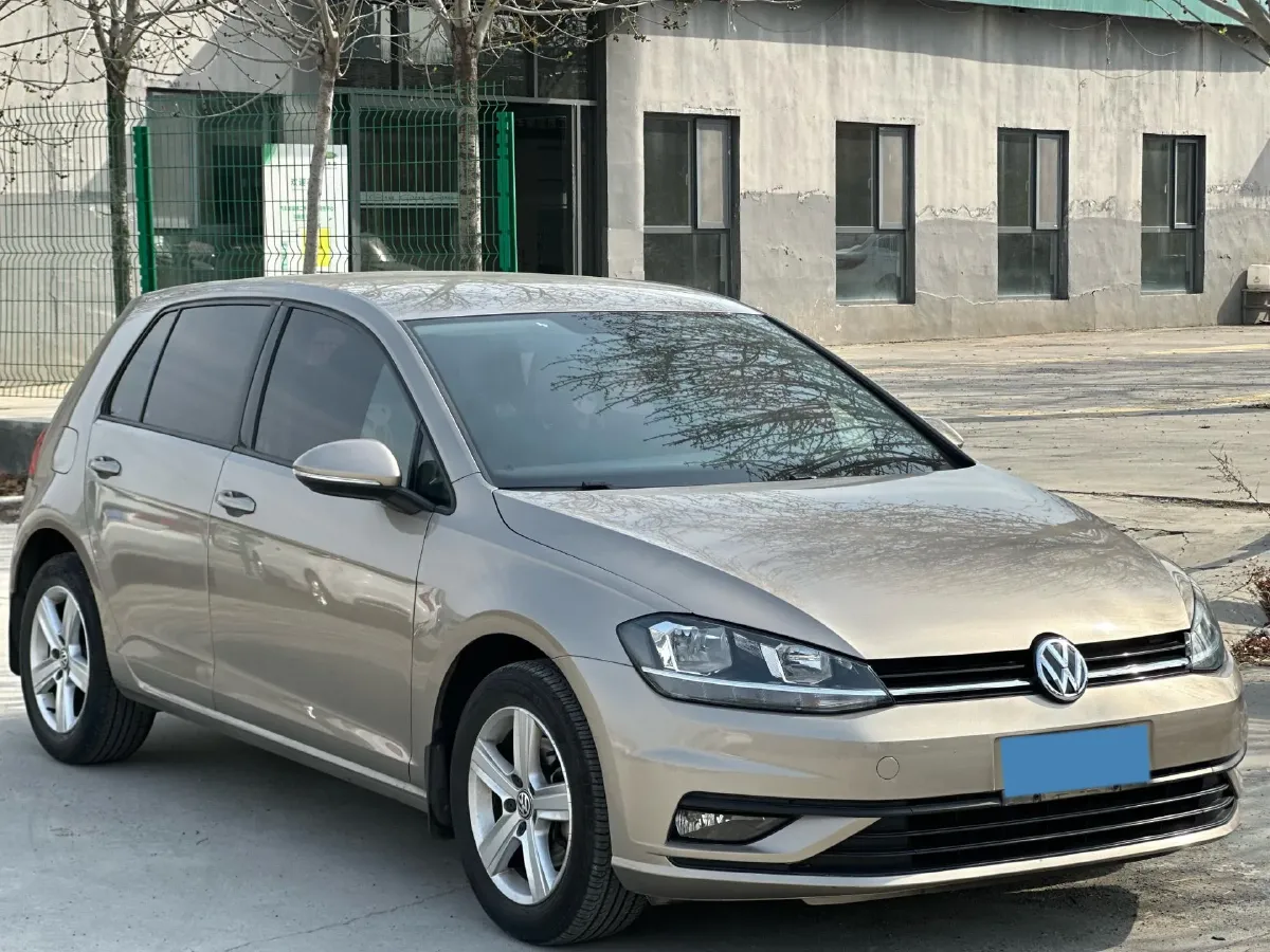 2018 Volkswagen Golf 1.6L 110HP L4 6AT,autocango,china used car exporter,china ev exporter,chinese used car exporter,chinese used ev exporter