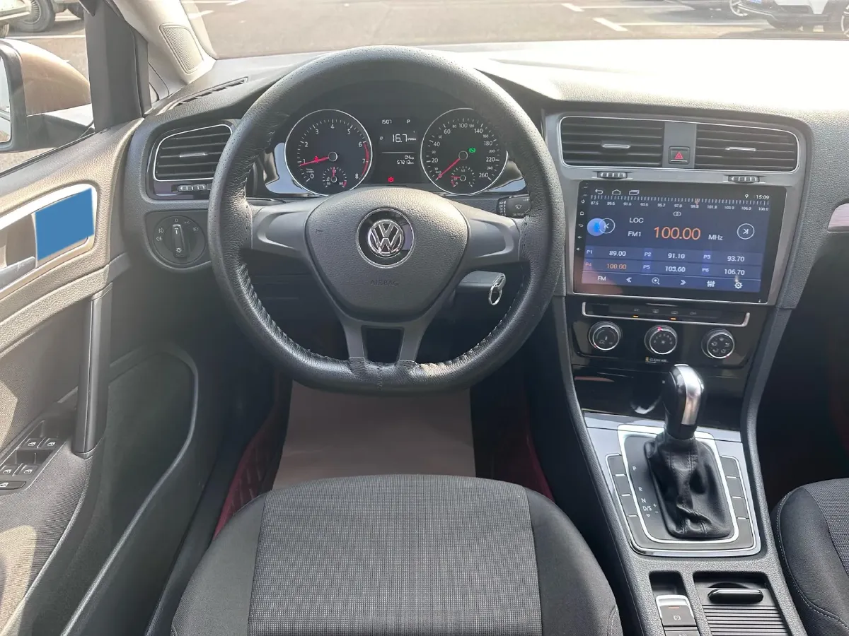 2018 Volkswagen Golf 1.6L 110HP L4 6AT,autocango,china used car exporter,china ev exporter,chinese used car exporter,chinese used ev exporter