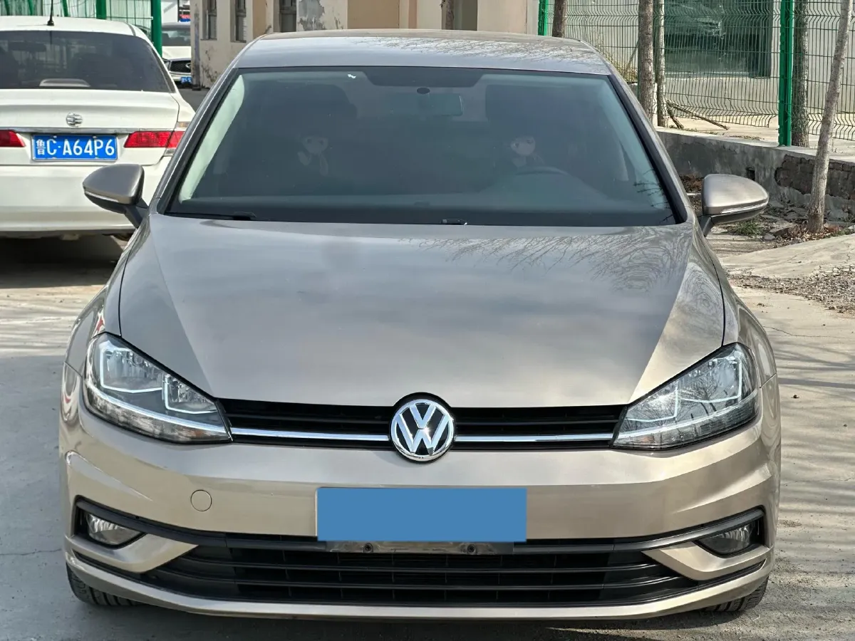 2018 Volkswagen Golf 1.6L 110HP L4 6AT,autocango,china used car exporter,china ev exporter,chinese used car exporter,chinese used ev exporter