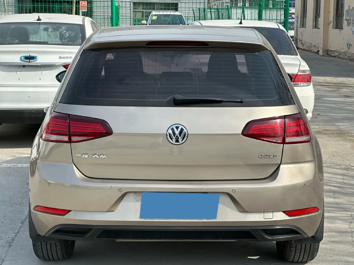 2018 Volkswagen Golf 1.6L 110HP L4 6AT,autocango,china used car exporter,china ev exporter,chinese used car exporter,chinese used ev exporter