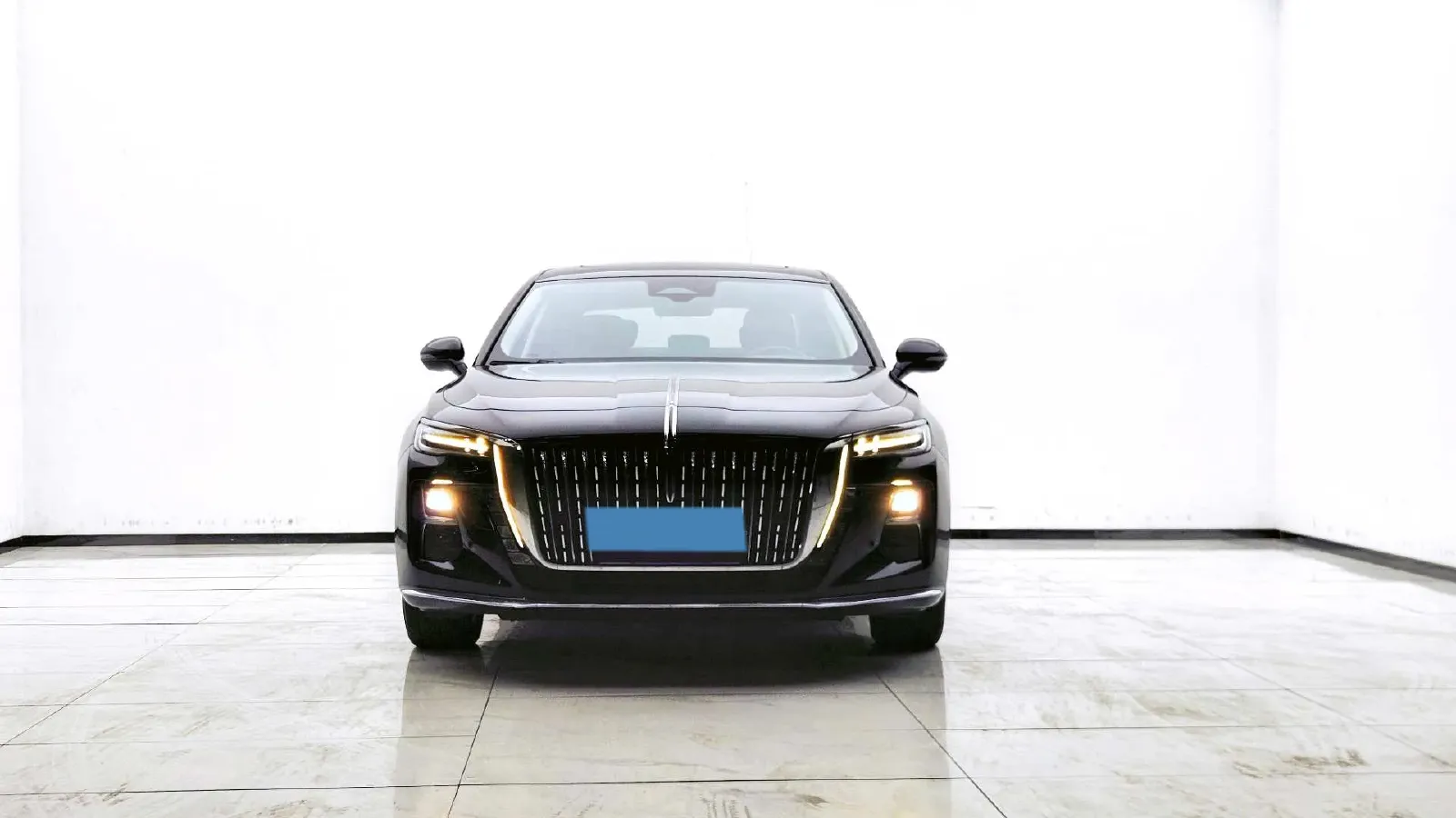 2024 HongQi H5 2.0T 224HP L4 8AT,autocango,china used car exporter,china ev exporter,chinese used car exporter,chinese used ev exporter