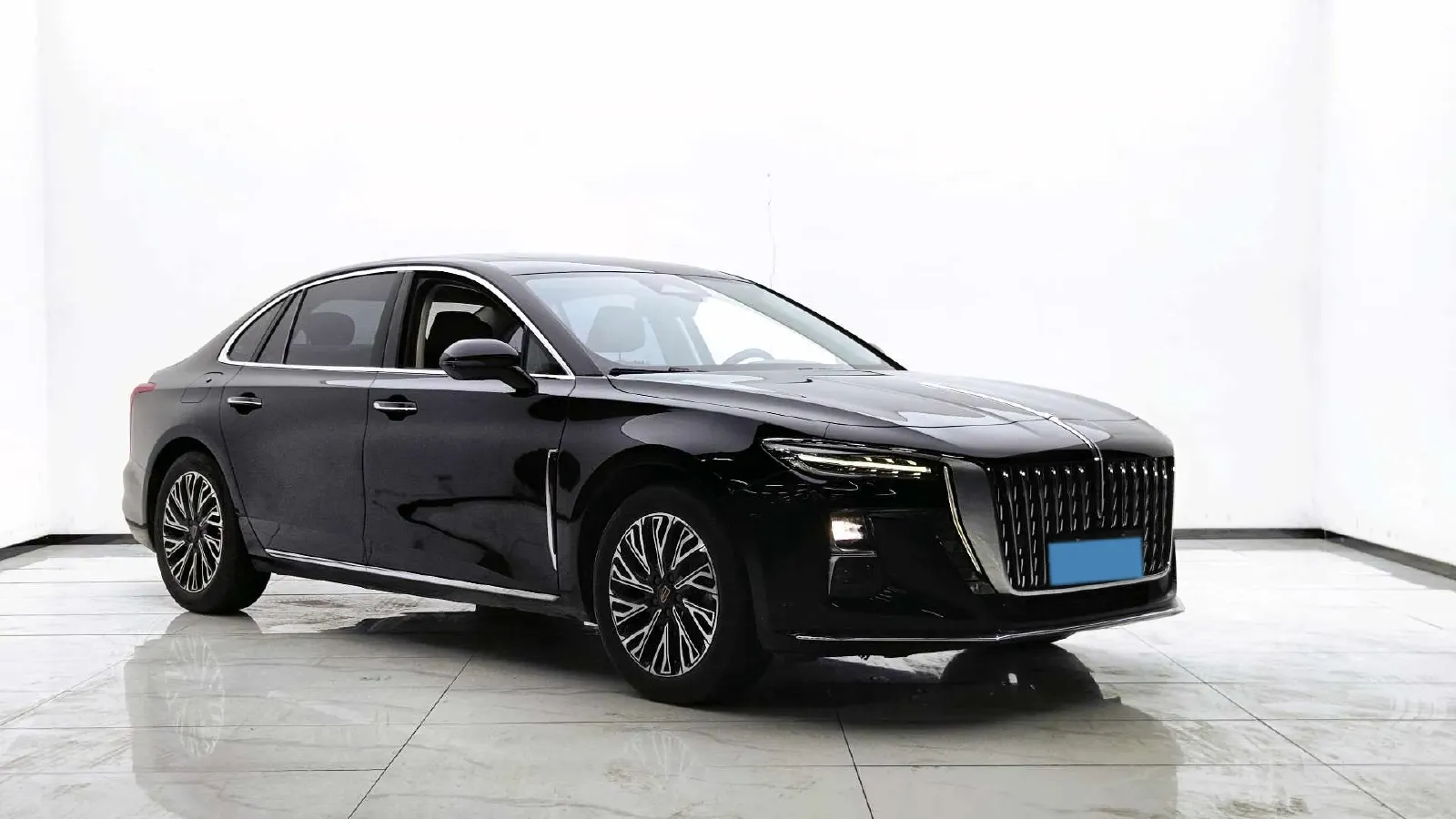 2024 HongQi H5 2.0T 224HP L4 8AT,autocango,china used car exporter,china ev exporter,chinese used car exporter,chinese used ev exporter