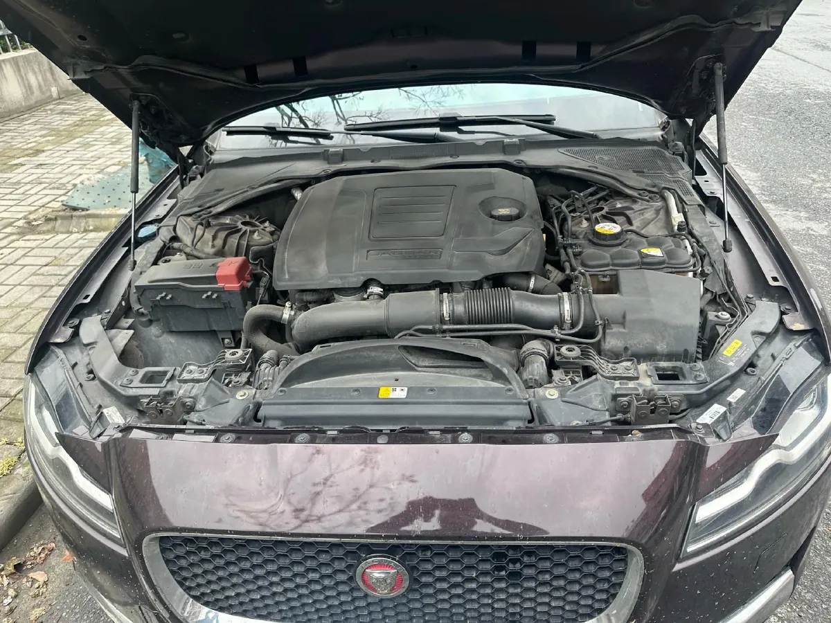 2017 Jaguar XFL 2.0T 240HP L4 8AT,autocango,china used car exporter,china ev exporter,chinese used car exporter,chinese used ev exporter