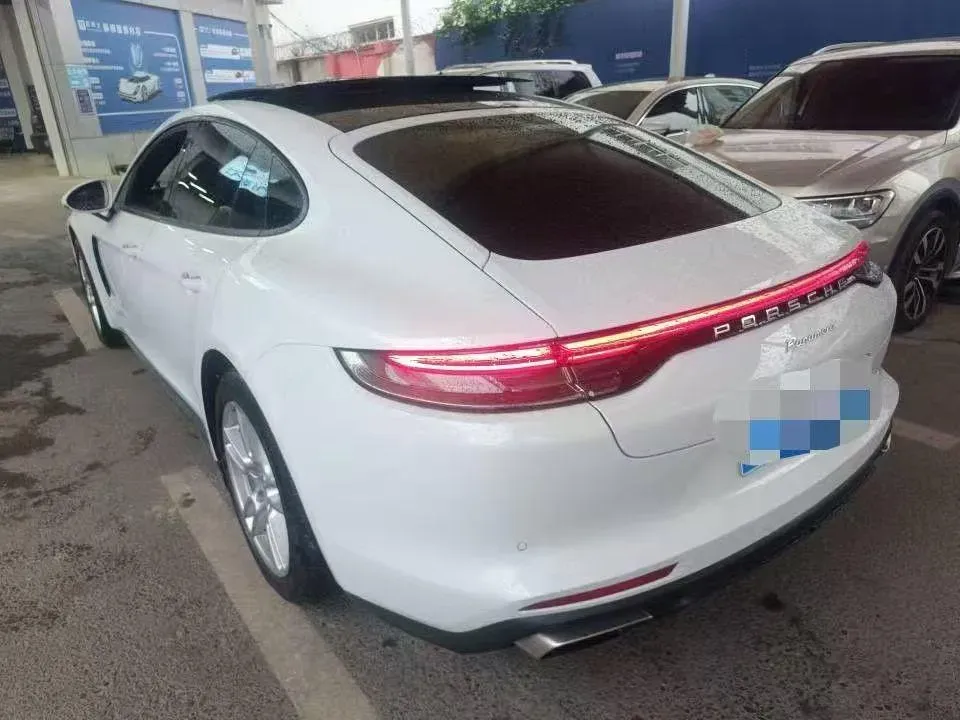 2023 Porsche Panamera 2.9T 330HP V6 8DCT,autocango,china used car exporter,china ev exporter,chinese used car exporter,chinese used ev exporter