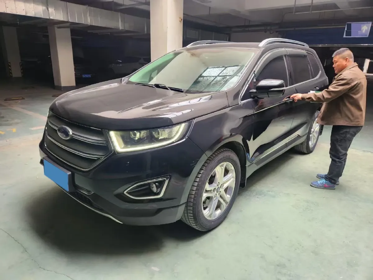 2017 Ford Edge 2.0T 245HP L4 6AT,autocango,china used car exporter,china ev exporter,chinese used car exporter,chinese used ev exporter