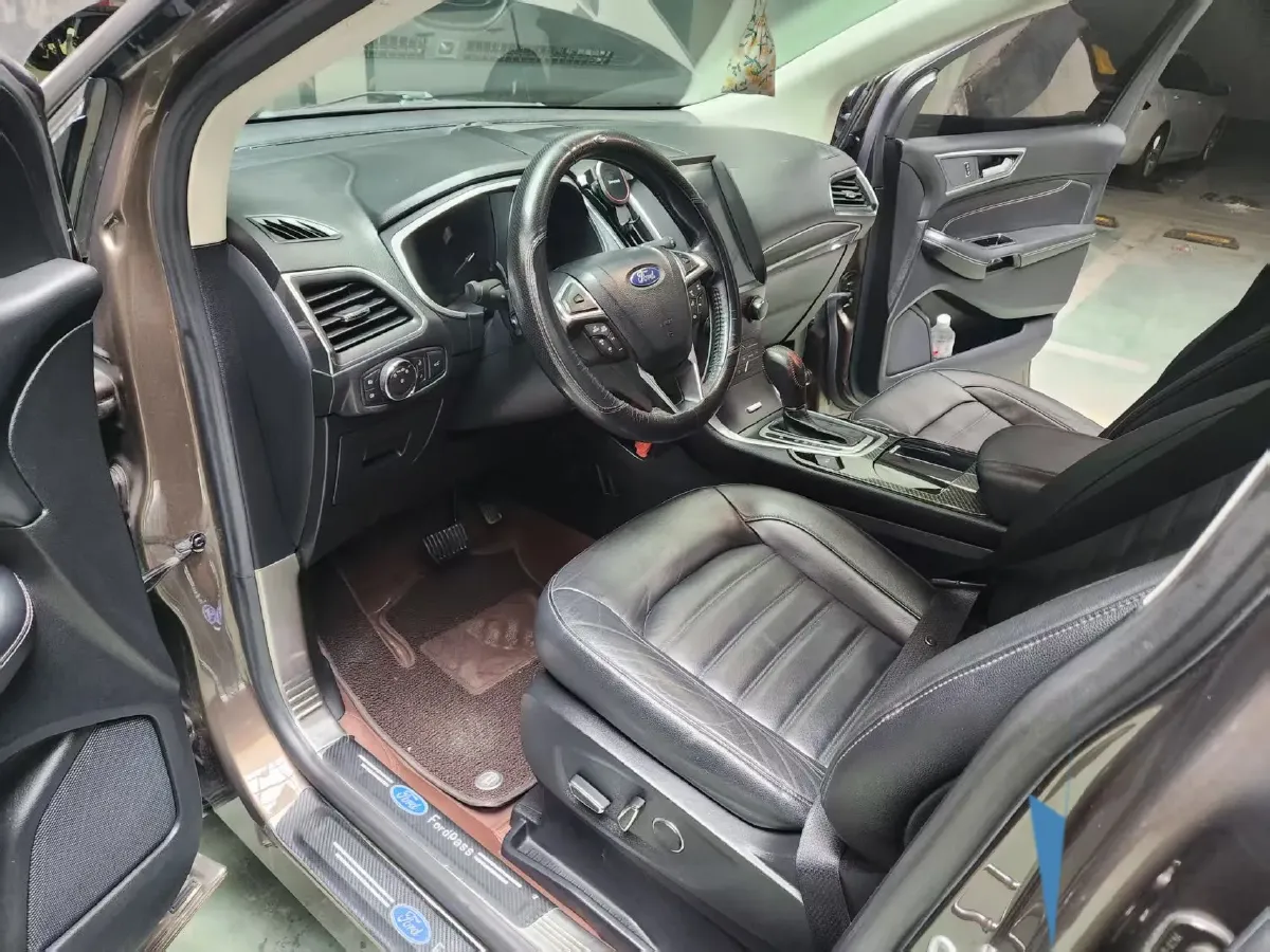 2017 Ford Edge 2.0T 245HP L4 6AT,autocango,china used car exporter,china ev exporter,chinese used car exporter,chinese used ev exporter