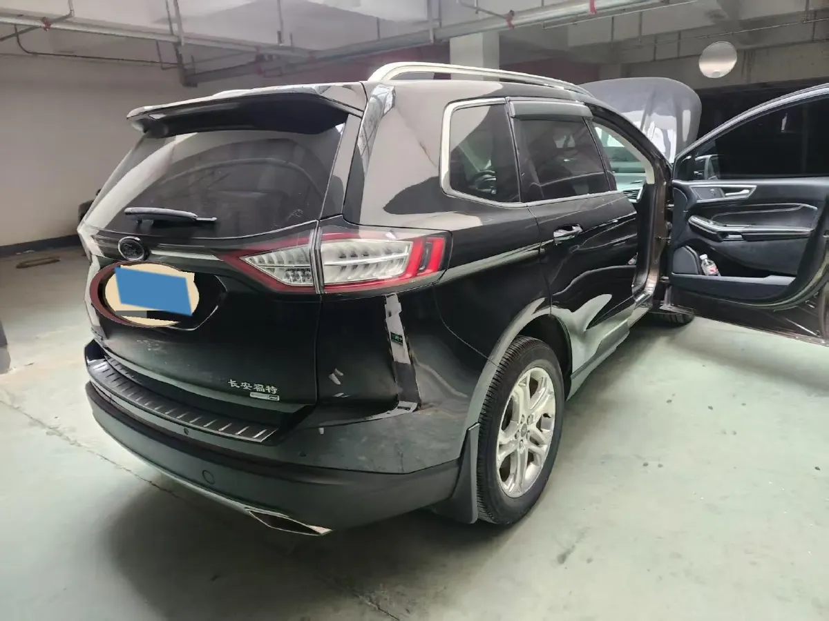 2017 Ford Edge 2.0T 245HP L4 6AT,autocango,china used car exporter,china ev exporter,chinese used car exporter,chinese used ev exporter